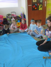 Zaświeć się na niebiesko czyli miesiąc świadomości autyzmu