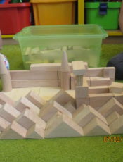 Letnie zabawy konstrukcyjne