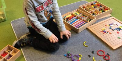 ZABAWY Z DARAMI FROEBLA