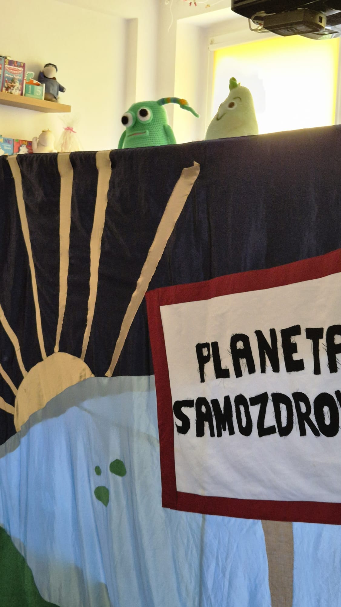 Przedstawienie pt. ,,Planeta Samozdrowie i Misja Generała Osiłka”