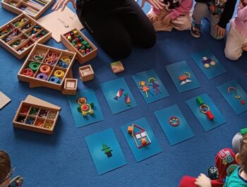 Magia Klocków Froebla – Kreatywna Nauka w Naszym Przedszkolu!