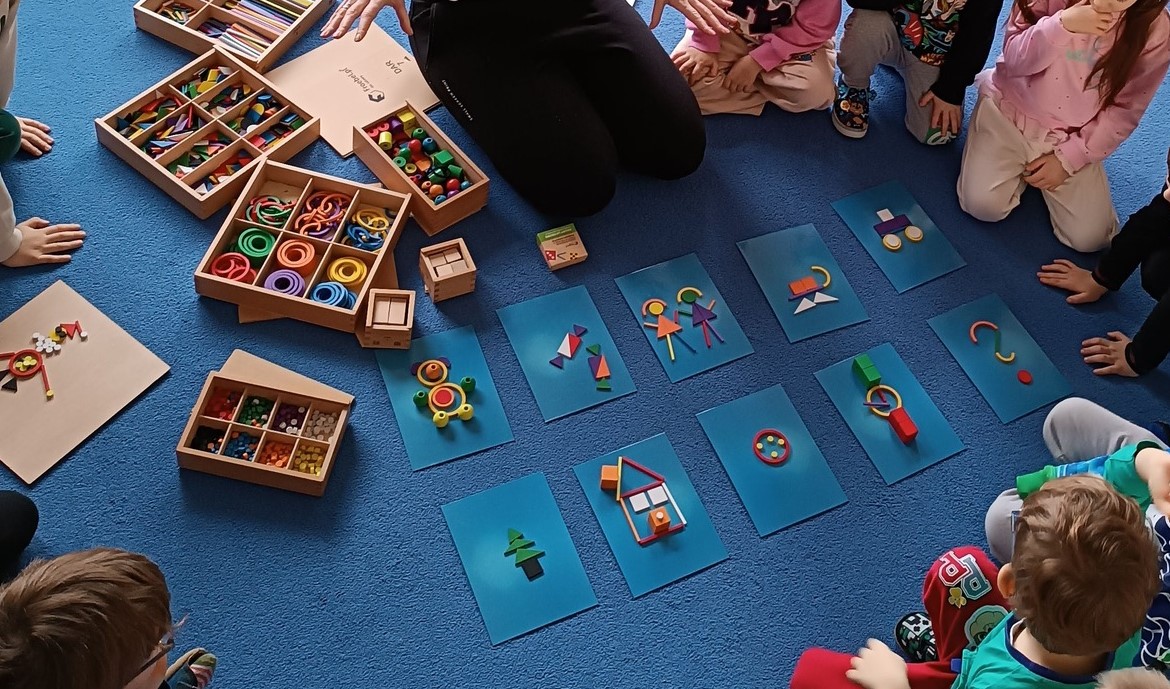 Magia Klocków Froebla – Kreatywna Nauka w Naszym Przedszkolu!