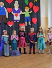 Bal Karnawałowy z Babcią i Dziadkiem!