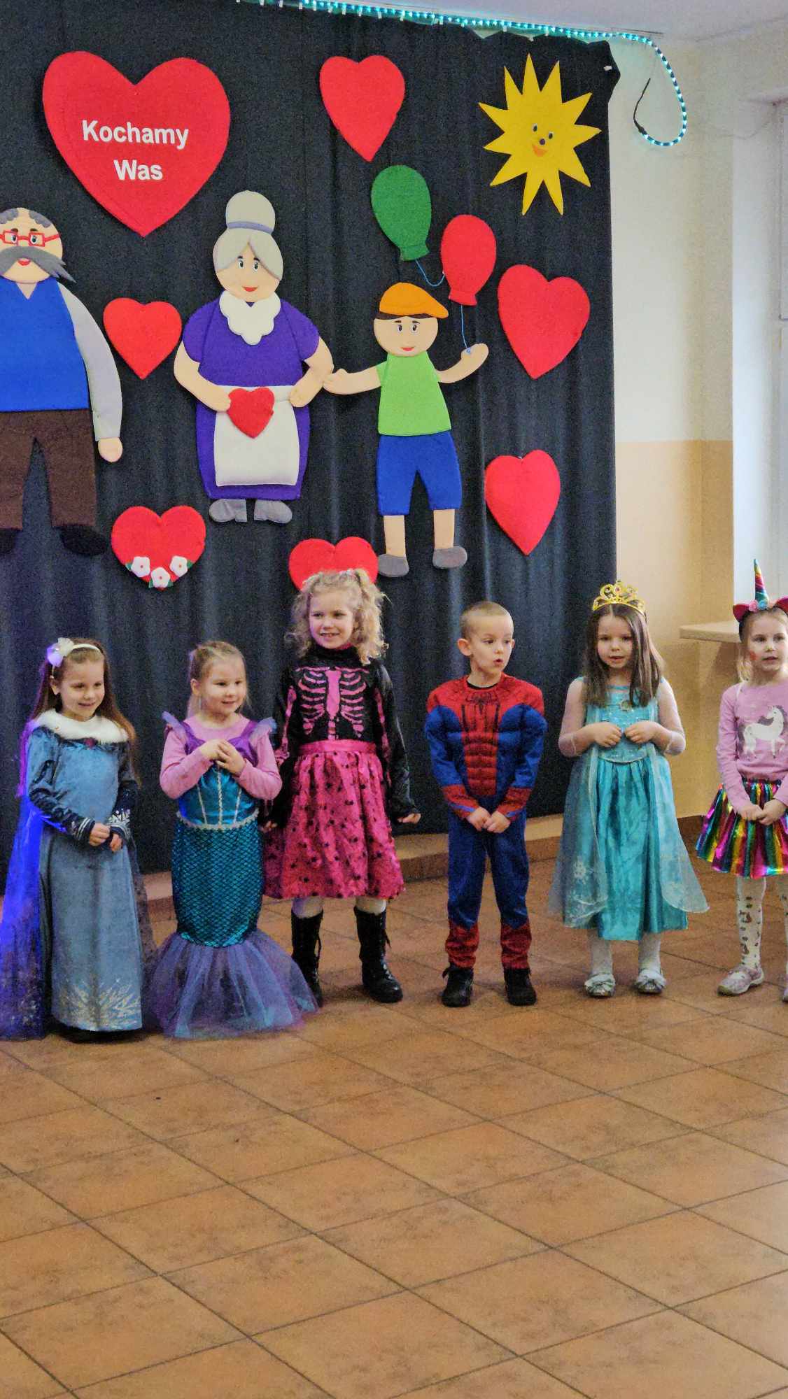 Bal Karnawałowy z Babcią i Dziadkiem!