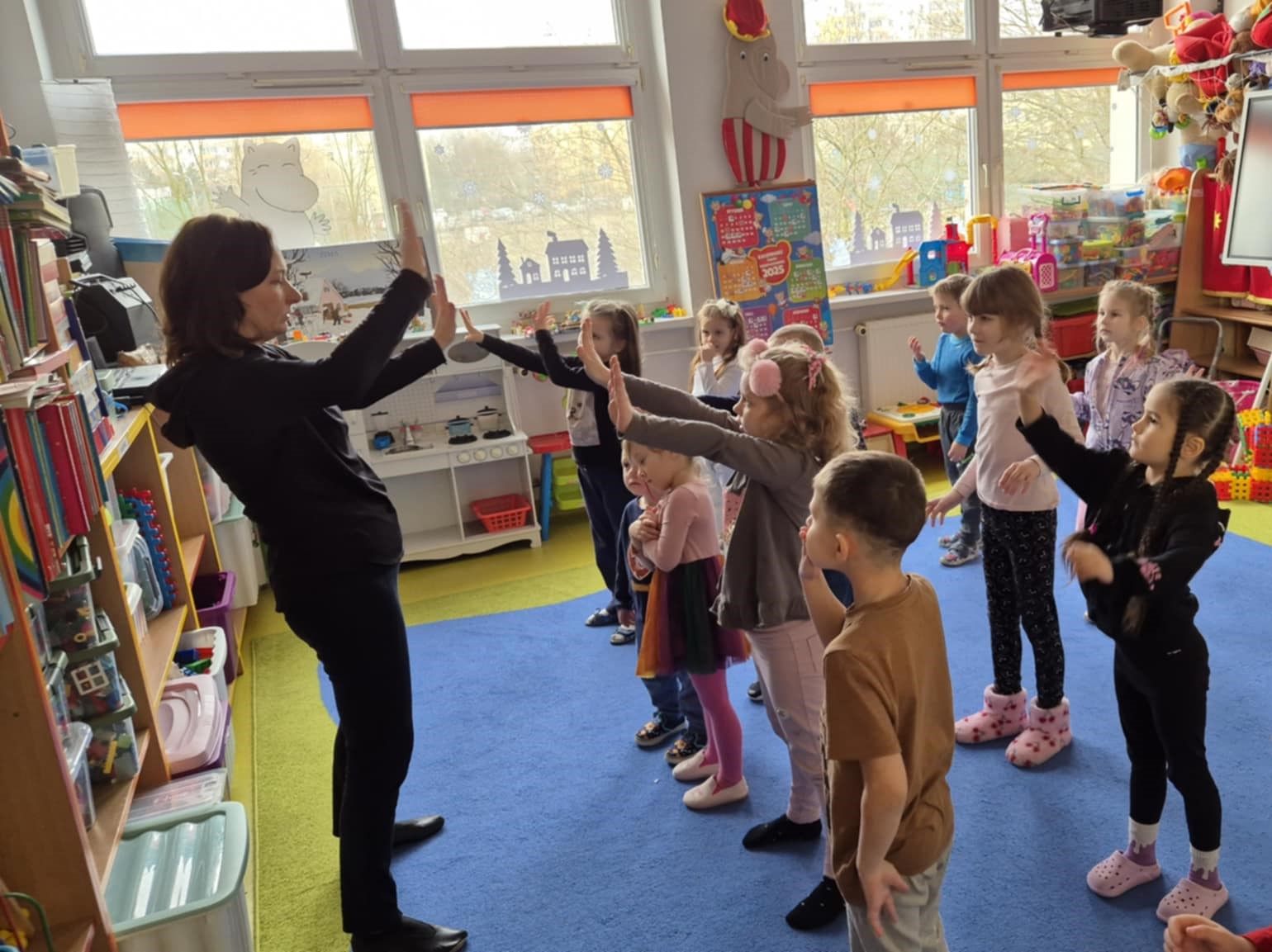 Taneczne kroki pełne radości!